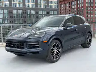 2026 Porsche Cayenne Base's photo