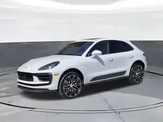 2026 Porsche Macan Base's photo