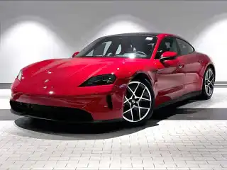 2026 Porsche Taycan 4's photo