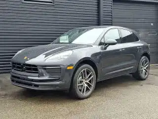2026 Porsche Macan T's photo