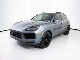 2026 Porsche Cayenne Base photo 1