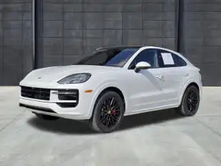 2026 Porsche Cayenne S's photo