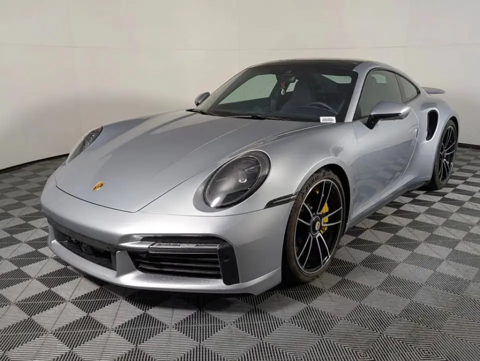 2022 Porsche 911 Turbo S Coupe photo 3