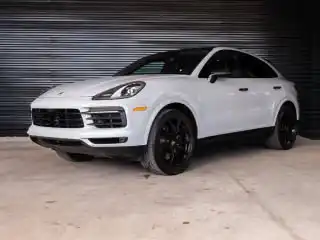 2023 Porsche Cayenne Base's photo