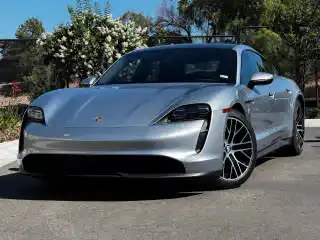 2023 Porsche Taycan Base's photo