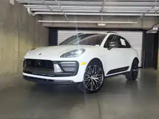 2026 Porsche Macan T's photo