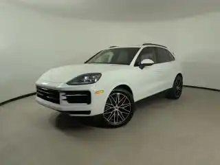 2026 Porsche Cayenne Base's photo