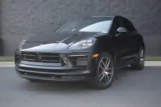 2025 Porsche Macan S's photo