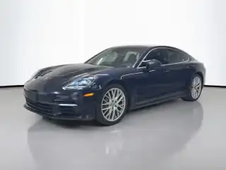 2018 Porsche Panamera 4S's photo