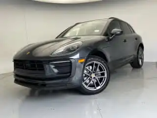 2026 Porsche Macan T's photo