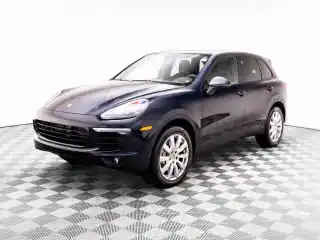 2018 Porsche Cayenne S's photo