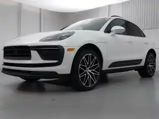 2026 Porsche Macan T's photo