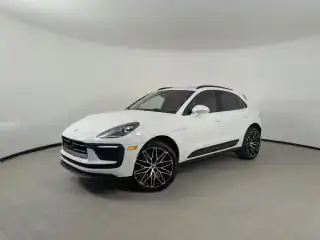 2026 Porsche Macan T's photo