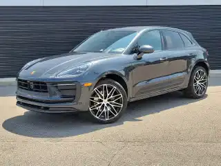 2026 Porsche Macan's photo