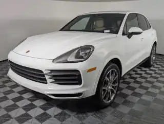 2023 Porsche Cayenne Platinum Edition's photo