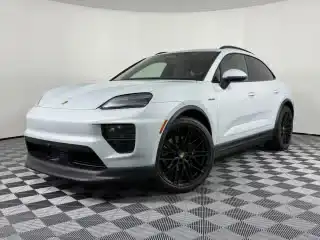 2026 Porsche Macan Macan Electric's photo