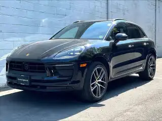 2026 Porsche Macan T's photo