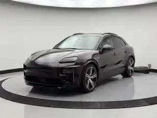 2024 Porsche Macan Macan Turbo Electric's photo