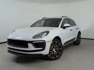 2026 Porsche Macan S's photo