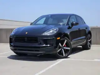 2023 Porsche Macan S's photo
