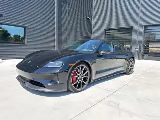 2025 Porsche Taycan 4S's photo