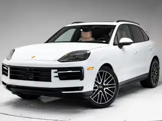 2026 Porsche Cayenne Base's photo