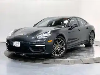 2023 Porsche Panamera 4 Platinum Edition's photo