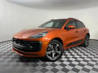 2025 Porsche Macan T's photo