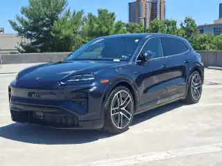 2026 Porsche Cayenne Cayenne Turbo Electric's photo