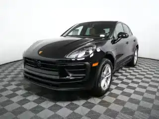 2026 Porsche Macan T's photo