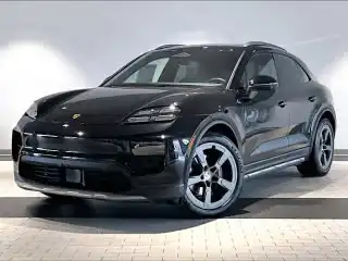 2026 Porsche Macan Macan 4 Electric's photo