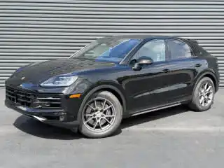 2026 Porsche Cayenne Base's photo