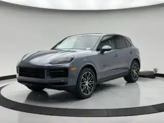 2026 Porsche Cayenne Base's photo