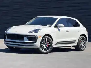 2023 Porsche Macan S's photo