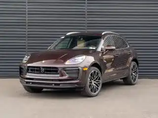 2026 Porsche Macan Base's photo