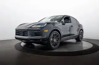 2026 Porsche Cayenne S's photo