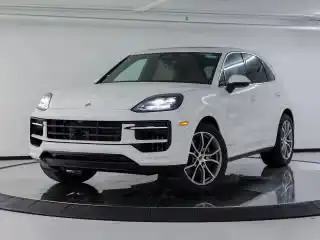 2026 Porsche Cayenne Base's photo