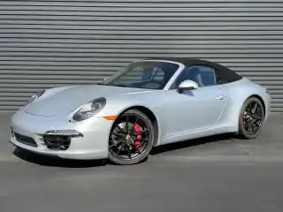 2016 Porsche 911 Carrera S Cabriolet's photo