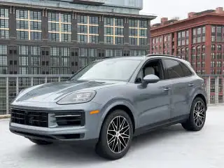 2026 Porsche Cayenne Base photo 1