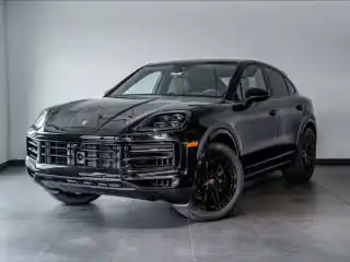 2025 Porsche Cayenne Base's photo