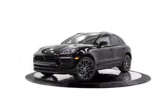 2026 Porsche Macan Base's photo