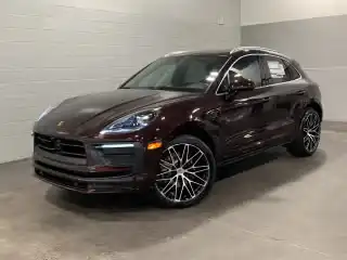 2026 Porsche Macan Base's photo