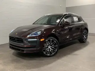 2026 Porsche Macan Base photo 5