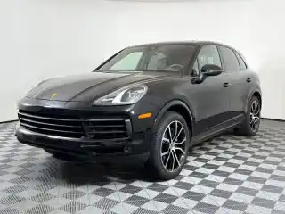 2023 Porsche Cayenne Platinum Edition's photo