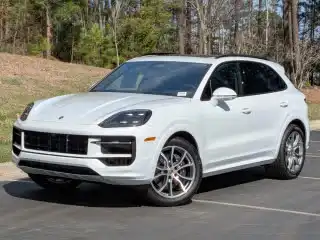 2026 Porsche Cayenne Base's photo