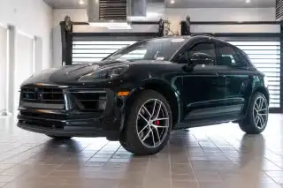 2024 Porsche Macan S's photo