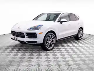 2023 Porsche Cayenne Platinum Edition's photo