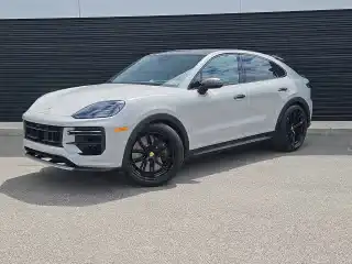 2025 Porsche Cayenne Turbo GT's photo