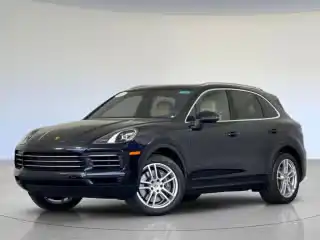 2023 Porsche Cayenne Platinum Edition's photo