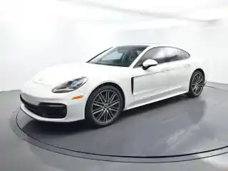 2023 Porsche Panamera Platinum Edition's photo